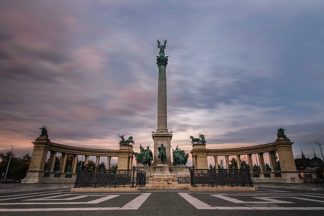 2-Hour Private Night Tour of Budapest - The City Drive Highlights: Chain Bridge and Andrássy Avenue