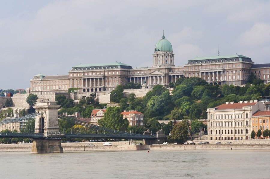 3-Hour Orientation Walking Tour of Buda and Pest - Key points to know before you go