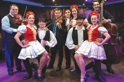4 Course Dinner Cruise with Operetta, Folk Show and Welcome Drink