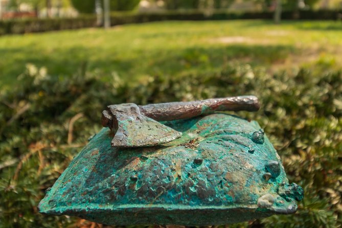 4 hours long private walking tour in Budapest - Who This Private Tour Is For (and When to Skip)
