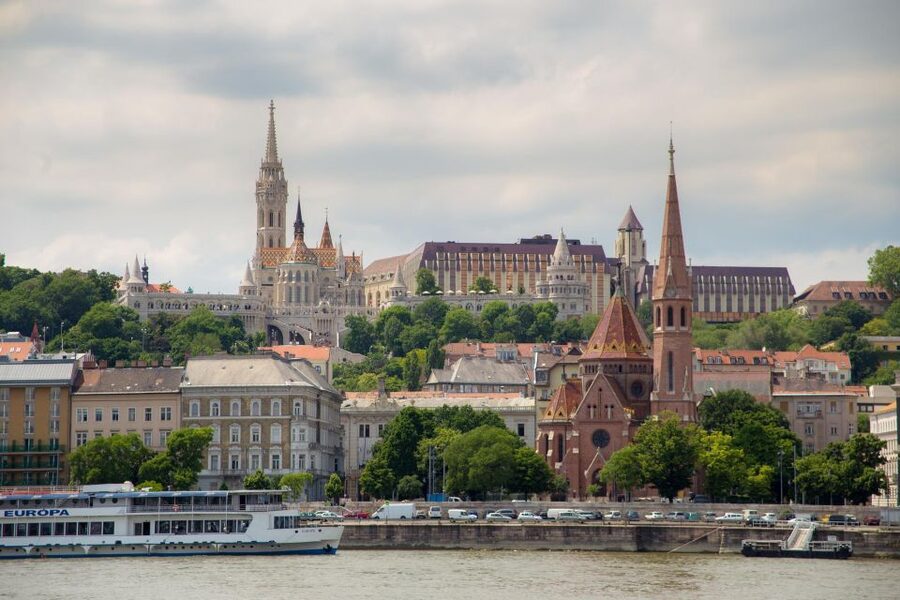 6 hour Budapest walking tour - Where the day starts, and why pickup changes everything