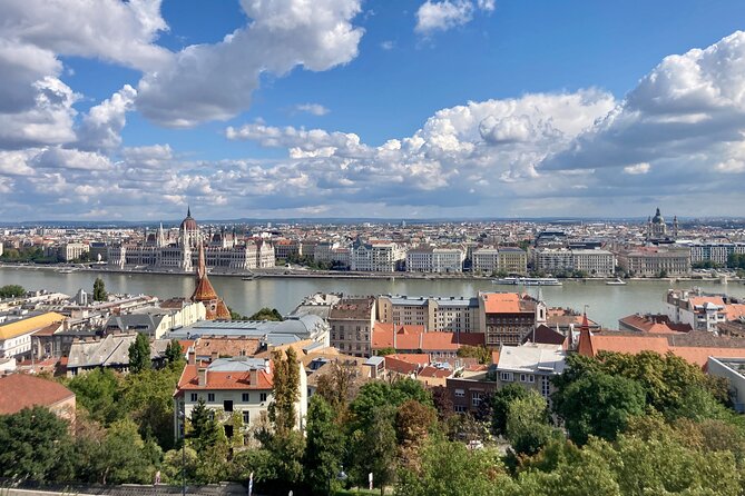 8-hour private Budapest city tour by car / minivan - Parliament to the river: Chain Bridge and the Shoes on the Danube Bank