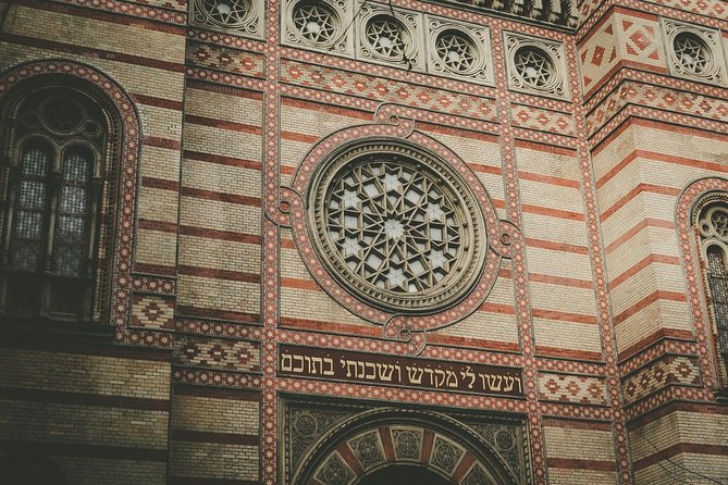 A Journey through Jewish Budapest - Walking Tour - Dohány Street Synagogue: Moorish Revival glory with context