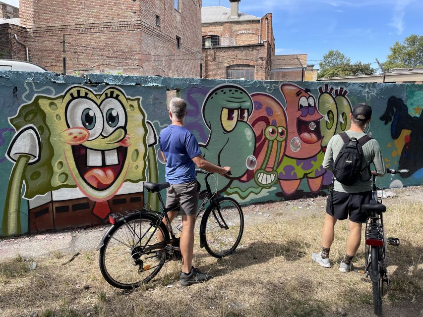 Alternative Bike tour: Graffiti Wall and Peace - Margaret Island Ride: The Peaceful Stretch That Sets the Mood