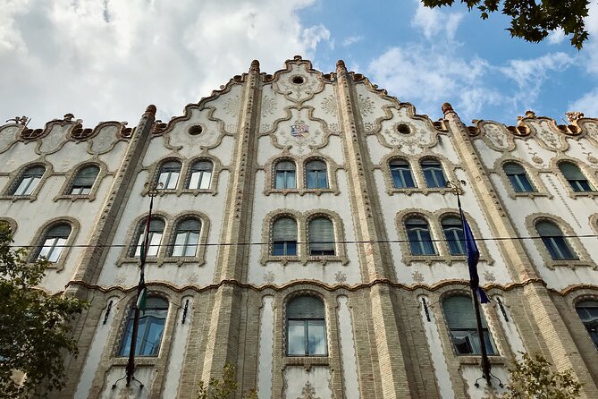 Art Nouveau Treasures of Budapest - Exclusive Private Tour - Hold utca Postal Savings Bank by Ödön Lechner: tilework with a story