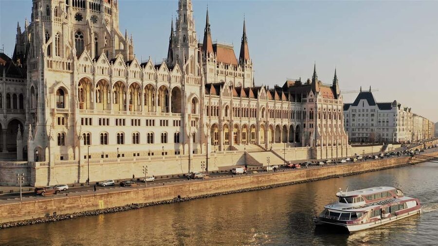 Best of Budapest Cruise - Timing and weather: small risks, easy fixes