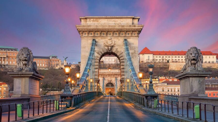 Best of Budapest: Private Walking Tour with a Local - What I’d Pin on My Map Before You Go