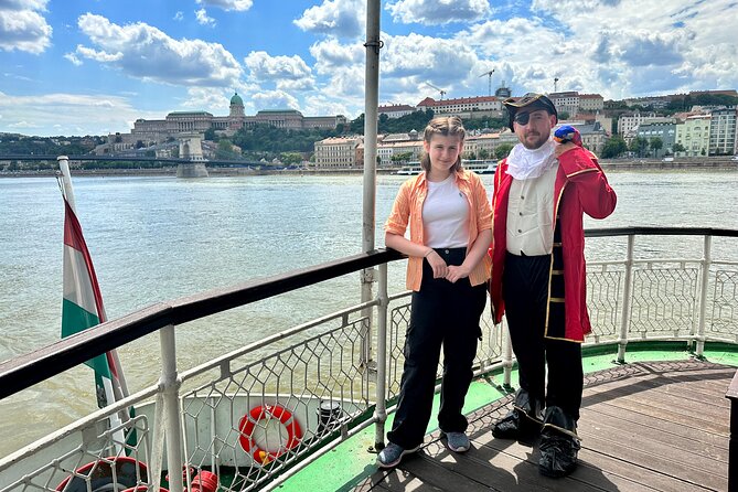 Bottomless Brunch and Cruise with Prosecco in Budapest - Who should book this, and who should skip it