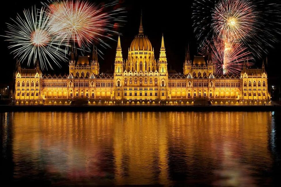 Bratislava and Budapest Guided Day Trip - Bratislava: Old Town Walk, Castle Views, and Photo Stops That Actually Help