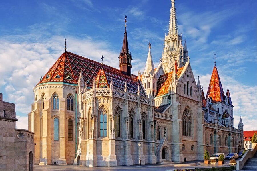 Buda Castle District and Matthias Church Private Tour - Starting point: the Statue of Athena near Országház u. 2