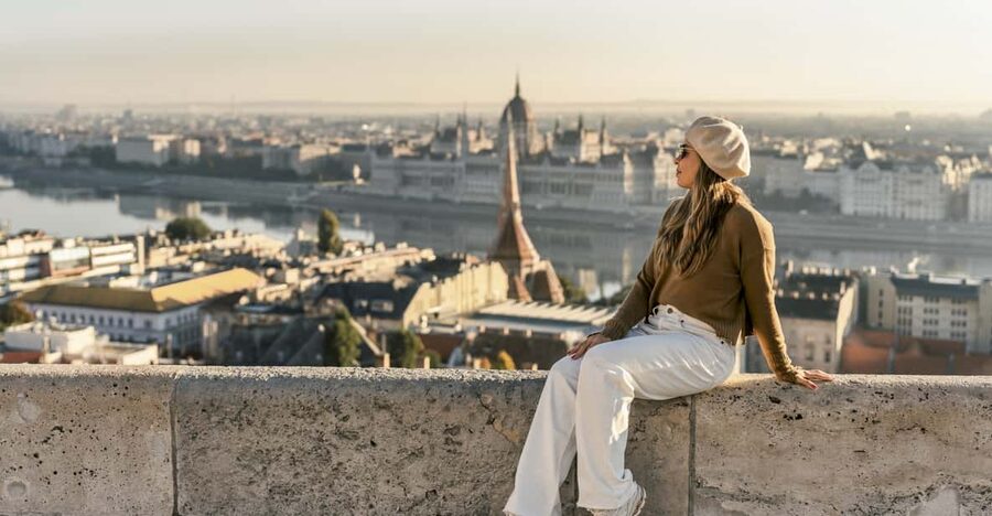 Buda Castle: Private photoshoot with a local guide - Meeting at Szentháromság Square, by Matthias Church
