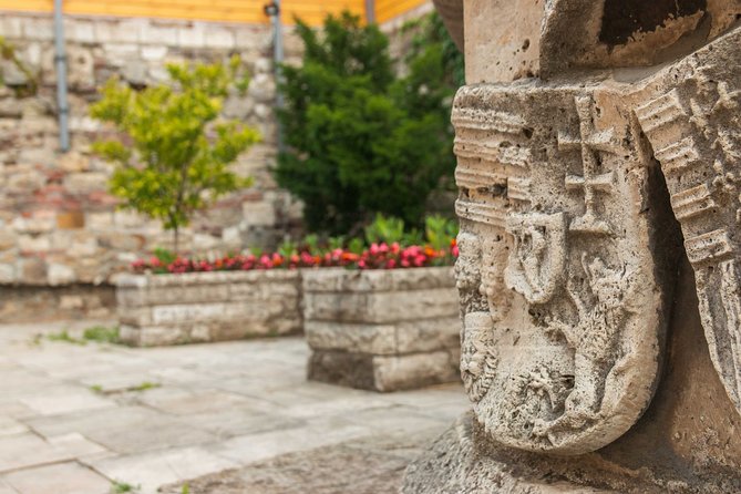 Buda Castle Quarter Walking Tour - Hotel pickup and getting to the hill without stress