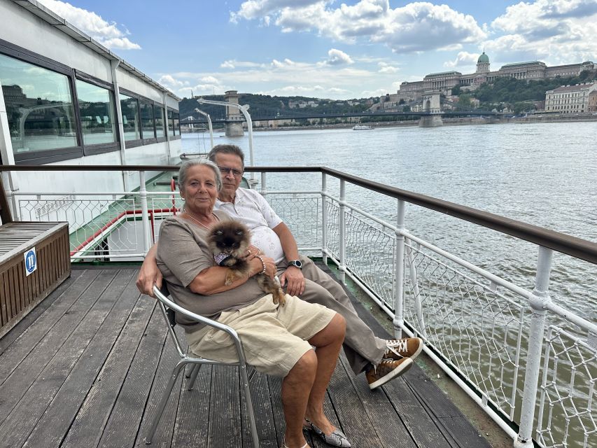 Budapest: 1 hr Sunshine Booze Cruise with Prosecco - What you’ll see at each stop, and what to watch for