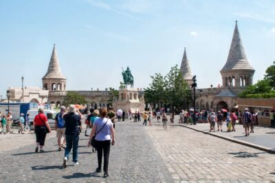3-Hour Live Guided Sightseeing Tour