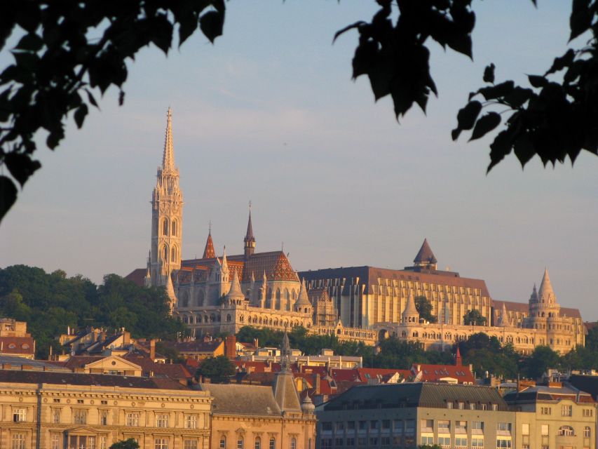 Budapest: 3-Hour Walking Tour of Pest with a Historian - Why Pest in 3 hours is a smart way to get oriented