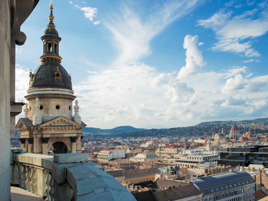 Budapest: 3-Hour Walking Tour of Pest with a Historian - St. Stephen’s Basilica inside: the ticket you will appreciate