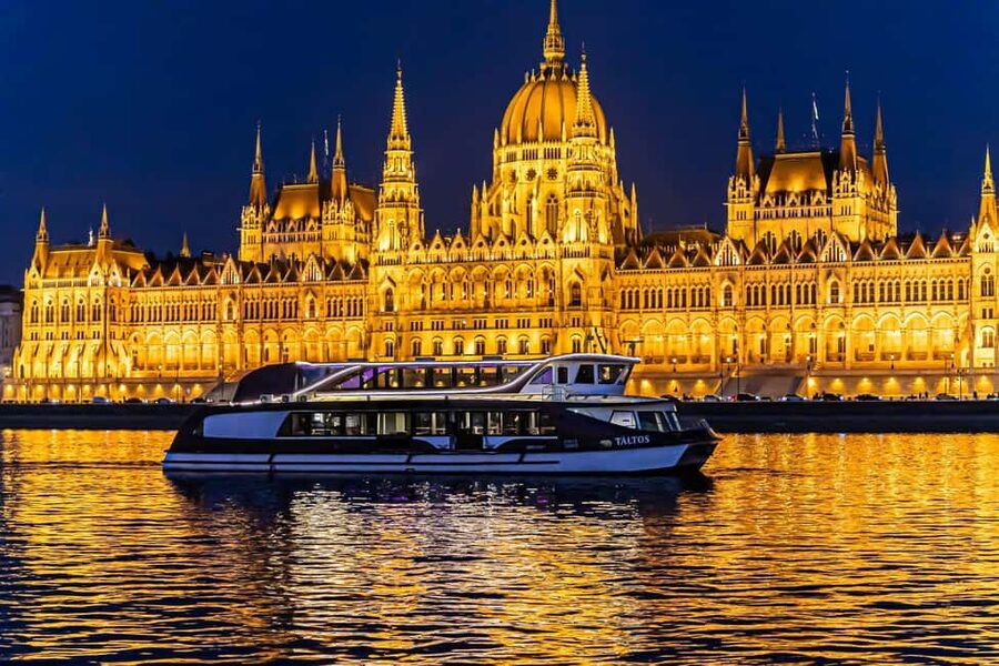 Budapest: 4-Course Dinner Cruise with Bar Piano - The Catamaran Ride: Deck Strategy for Photos Without Losing Your Dinner