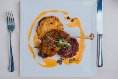 4-Course Dinner River Cruise with Live Folk Music
