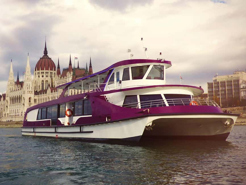 Budapest: 60-Minute Panoramic Cruise with Drink included - Where this cruise can fall short (so you do not get surprised)