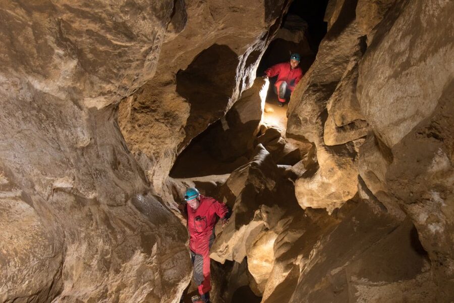 Budapest: Adventure Caving Tour with Guide - Quick hits before you commit