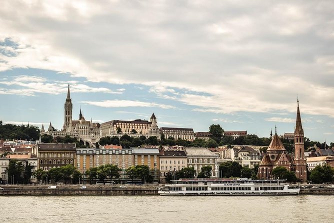 Budapest All In - Full Day Tour with Lunch & Metro Pass - Heroes’ Square: The Grand Opening Scene
