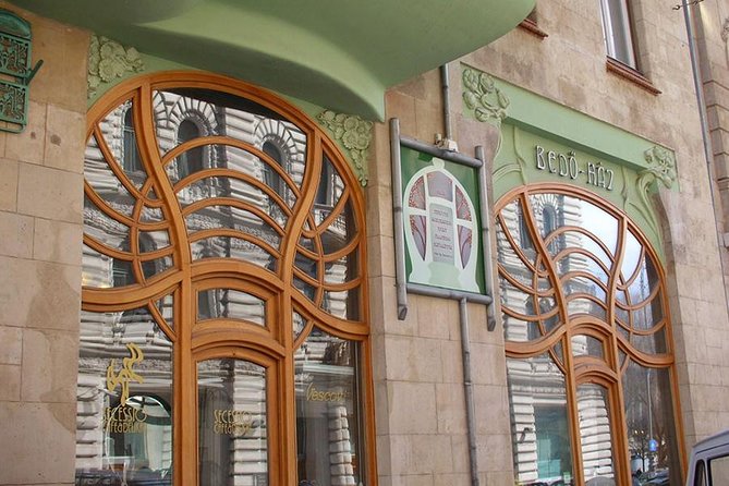 Budapest Art Nouveau Walking Tour - How the 3-hour pace works in real life