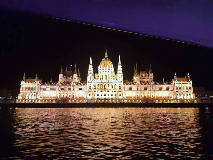 Budapest Boat Cruise with Personal Live Tour Guiding(+Drink) - The sights you will track from the river, and what to look for