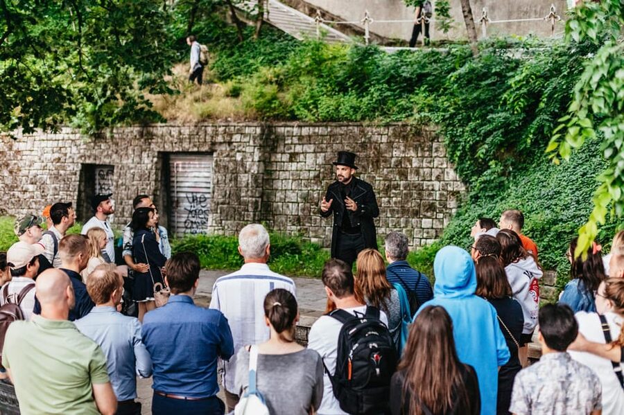 Budapest: Buda Castle District Vampires and Myths Night Tour - Who this tour is for, and who should pass