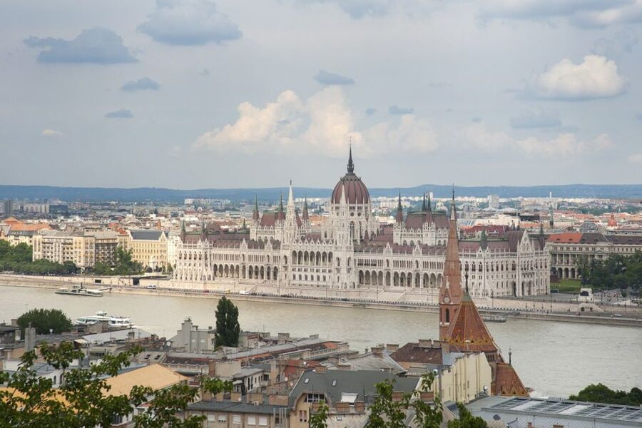 Budapest: Buda Castle District Walking Tour - Royal Palace complex without museum tickets: courtyards and guards