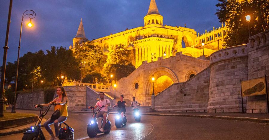 Budapest: Buda Castle E-Scooter Evening Tour - Getting comfortable fast, because the first minutes matter