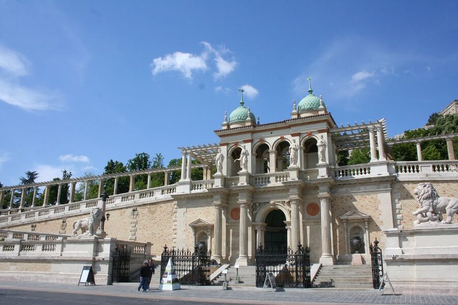 Budapest: Buda Castle Private Walking Tour - Key things you will love about this Buda Castle private tour