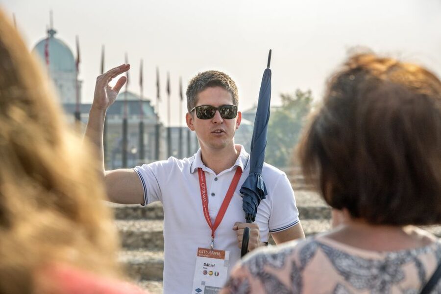 Budapest: Buda Walking Tour - Royal Palace and President’s Palace from the angles that matter