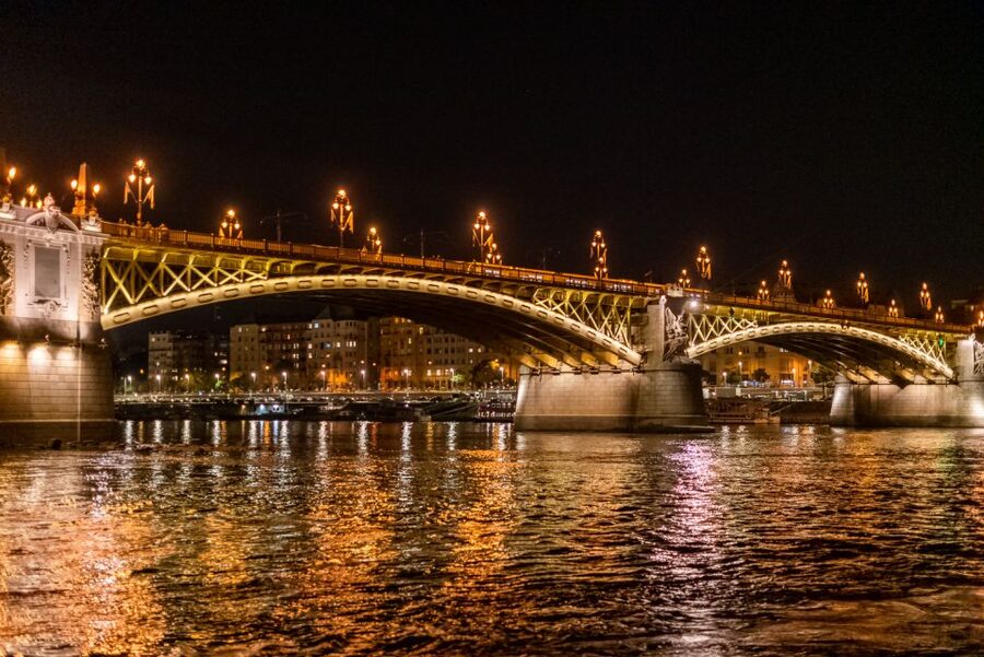 Budapest: Candlelit Dinner River Cruise with Live Music - The route along the Danube: what you’ll see, in the order that makes sense