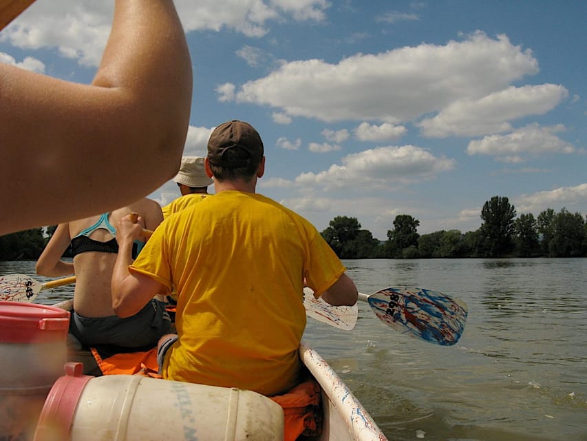 Budapest: Canoeing the Danube w or wo Sauna or Danube Beach - Leányfalu: Local Lunch Time by the Danube