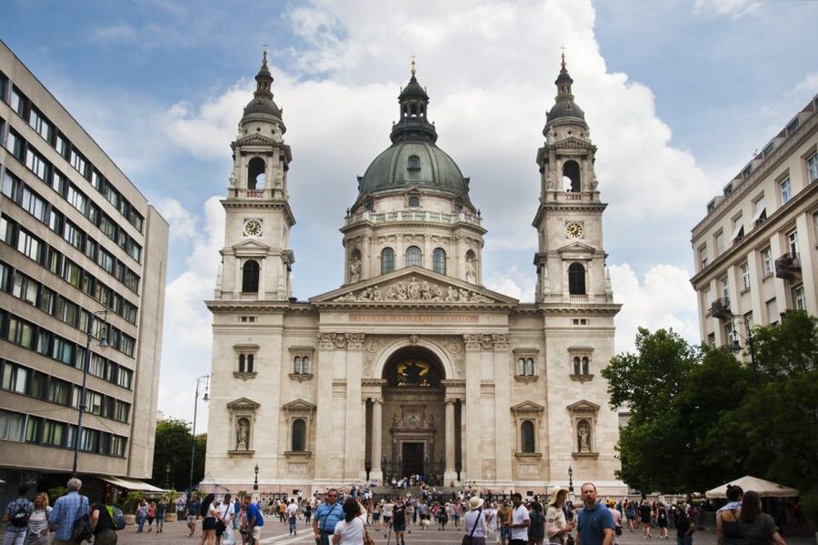 Budapest: City Center Walking Tour - Marcius 15 Square and the Great Blessed Lady cathedral