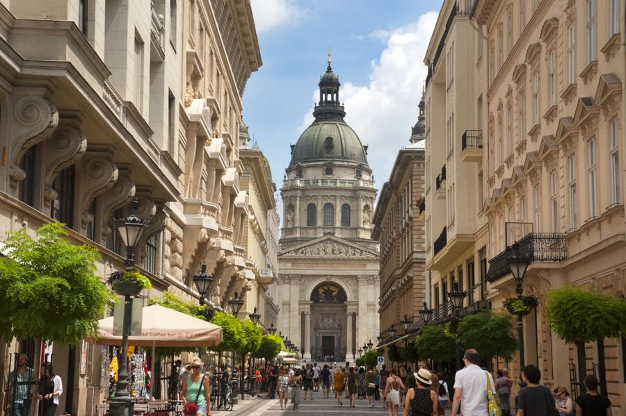 Budapest: City Center Walking Tour - The Duna Corso promenade, Danube views, and Buda Castle in your line of sight