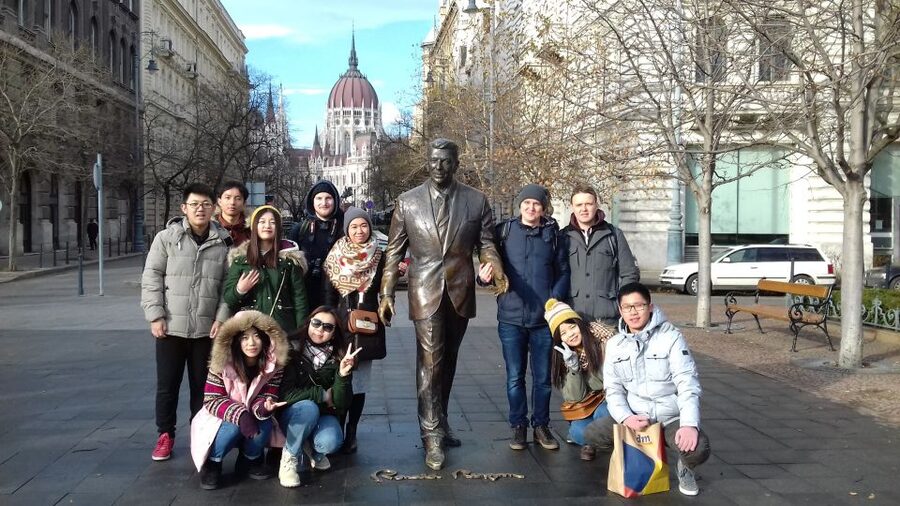 Budapest: City Center Walking Tour - St Stephen’s Basilica: the dome moment you’ll remember