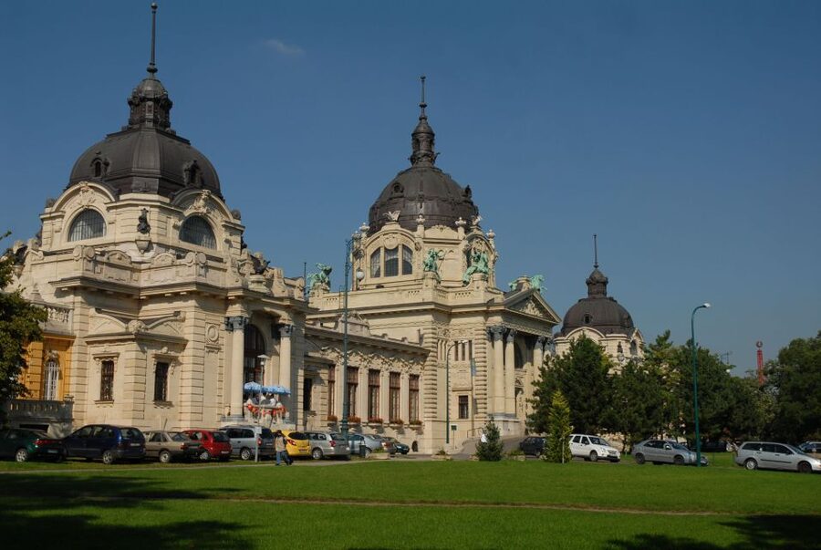 Budapest: City Discovery Tour - Price and value: does $49 make sense for 3 hours?