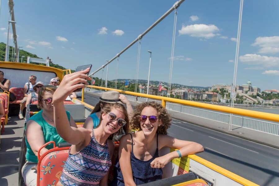 Budapest: City Sightseeing Hop-On Hop-Off Bus Tour & Extras - A hop-on loop that keeps Budapest from feeling like a scramble