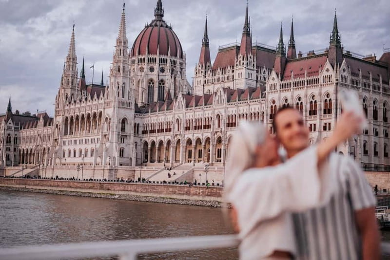Budapest: Cruise Unlimited Aperol and Prosecco - Open deck vs AC interior: pick your comfort lane