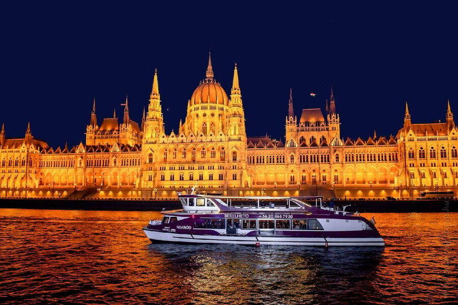Budapest: Danube Cruise with Folk Dancing and Drinks - Should You Book This Budapest Danube Folk Cruise?
