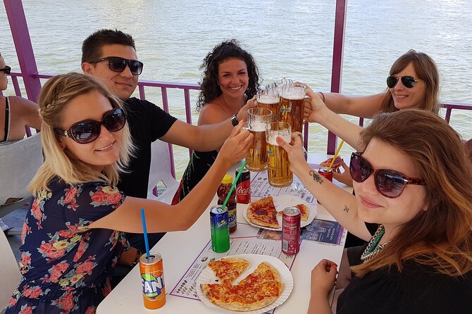 Budapest Danube Pizza Cruise with Welcome Drink - Who Should Book This, and Who Should Skip It