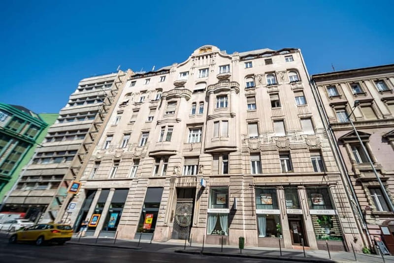 Budapest, Day Spa: Sauna, Massage and Relaxation Room - The 60-minute couples massage that actually gives you time