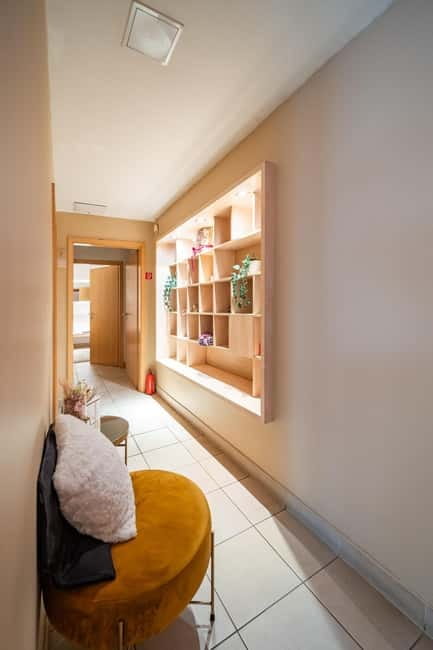 Budapest, Day Spa: Sauna, Massage and Relaxation Room - Quick logistical notes that can affect your day