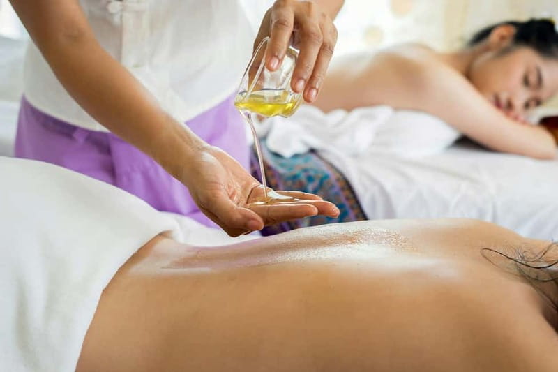 Budapest, Day Spa: Sauna, Massage and Relaxation Room - Starting with a sauna scrub and a fruit platter