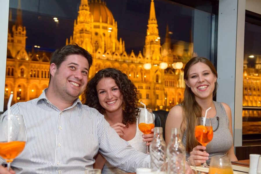 Budapest: Drink & Piano Show - Who This Cruise Suits Best (and Who Should Skip It)