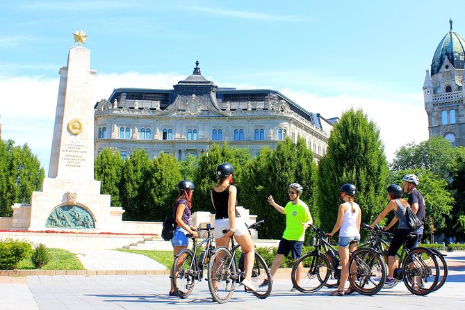 Budapest E-bike Tour - Buda Castle on two wheels: where the effort pays off