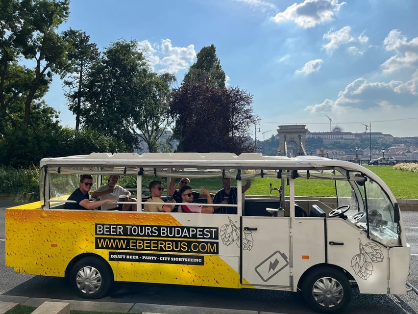 Budapest: eBeerBus Sightseeing Tour - Meeting at Heroes’ Square, then rolling out to the classics