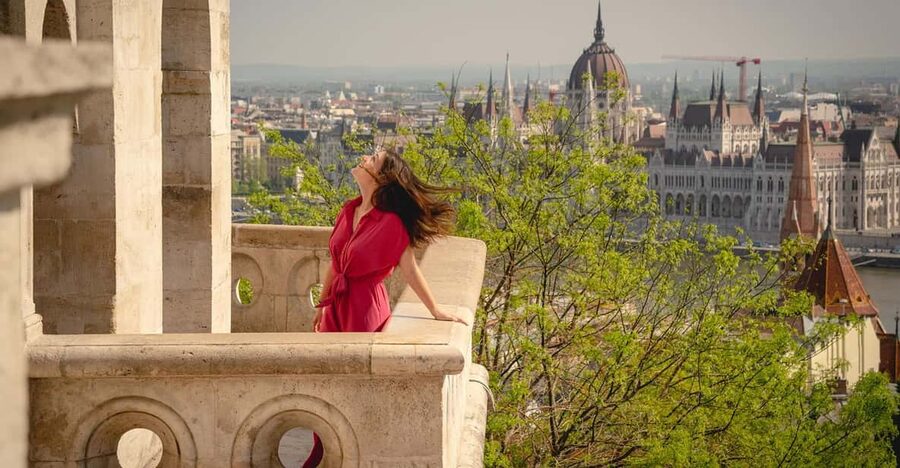 Budapest: Fast Private Photoshoot at Fisherman's Bastion - Why Fisherman’s Bastion Is Perfect for a 40-Minute Shoot