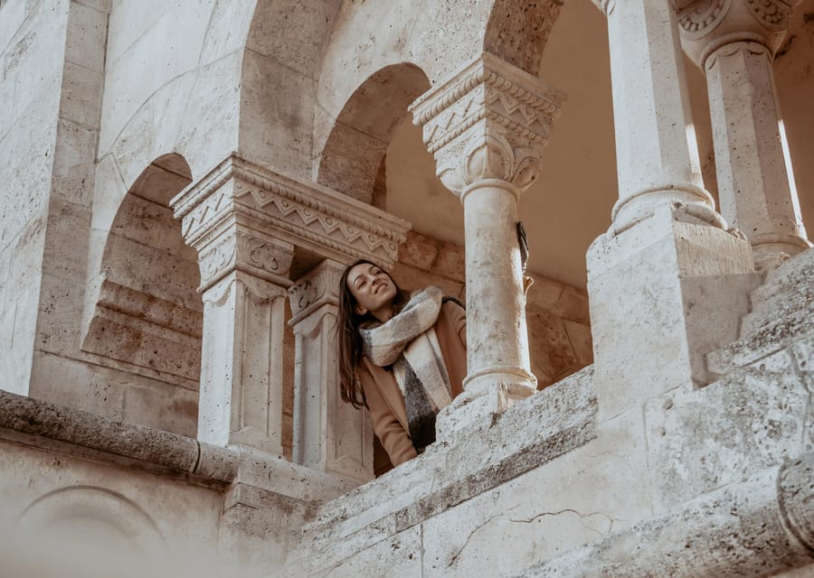 Budapest: Fast Private Photoshoot at Fisherman's Bastion - Manual Editing That Shows Up in the Final Photos